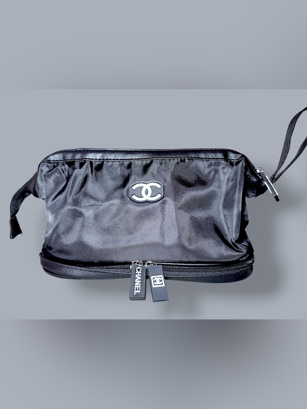 Chanel Beauté GWP Black Double-Zip Cosmetic Pouch with Wrist Strap - Picture 2 of 4